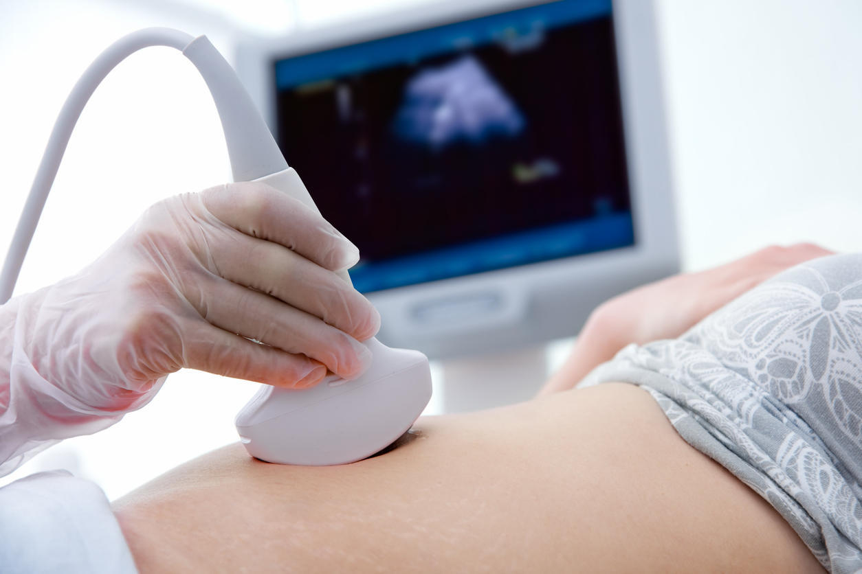 Enceinte : des examens à faire en cas de rhume au cours de la grossesse?