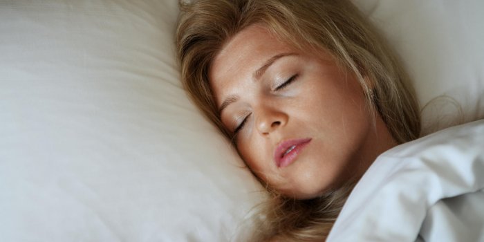 Sommeil : les 5 Ã©tapes d'une bonne sieste selon un neuroscientifique