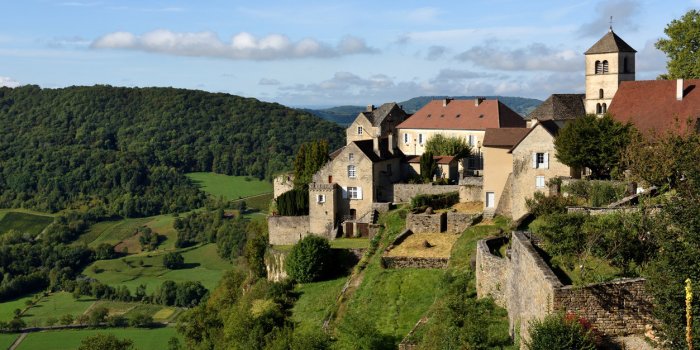 the hilltop village of chateau-chalons in the jura