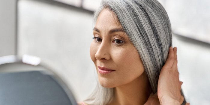 Cheveux gris : 6 secrets de coiffeurs pour les sublimer