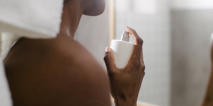 DÃ©odorant, parfum, gel... Les produits Ã  ne pas mettre sur votre peau au soleil
