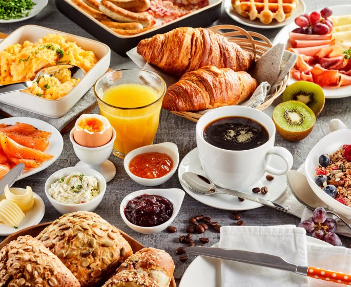 VIDEO : Le petit-dejeuner est-il vraiment le repas le plus important de la journee ?