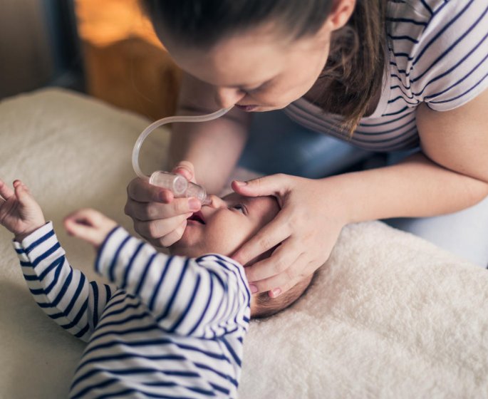 Rhume : comment utiliser un mouche-bebe
