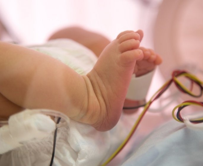 Bronchiolite de bebe : quand l-hospitalisation est-elle necessaire ?