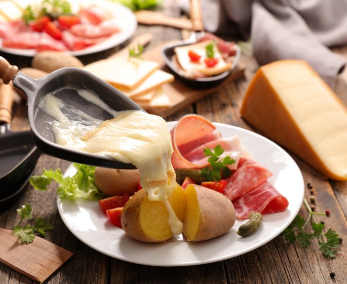 Raclette, fondue : les dangers insoupconnes de ces plats d-hiver