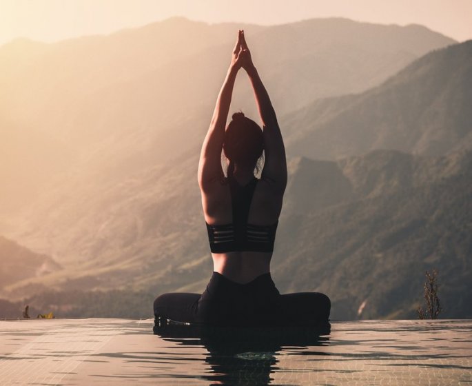 Stress : 5 postures de yoga pour vous detendre
