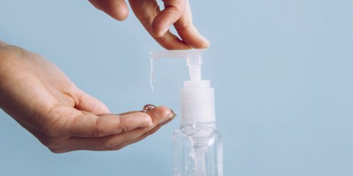 Coronavirus : le gel hydroalcoolique, tout savoir sur ce desinfectant pour les mains