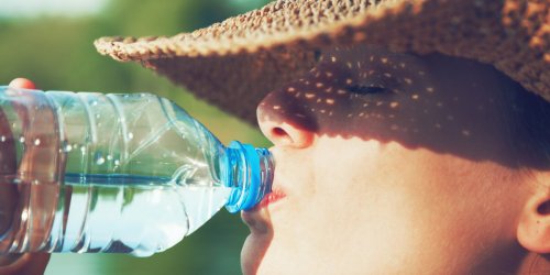 Deshydratation : les 8 causes les plus frequentes et leurs solutions