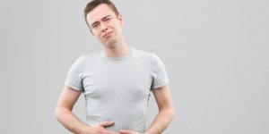 Messieurs, votre gros ventre augmente votre risque de cancer de la prostate aggressif