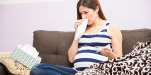 Sinusite chez la femme enceinte : comment se soigner pendant la grossesse