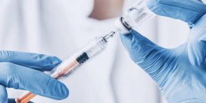 Meningite foudroyante : existe-t-il un vaccin ?